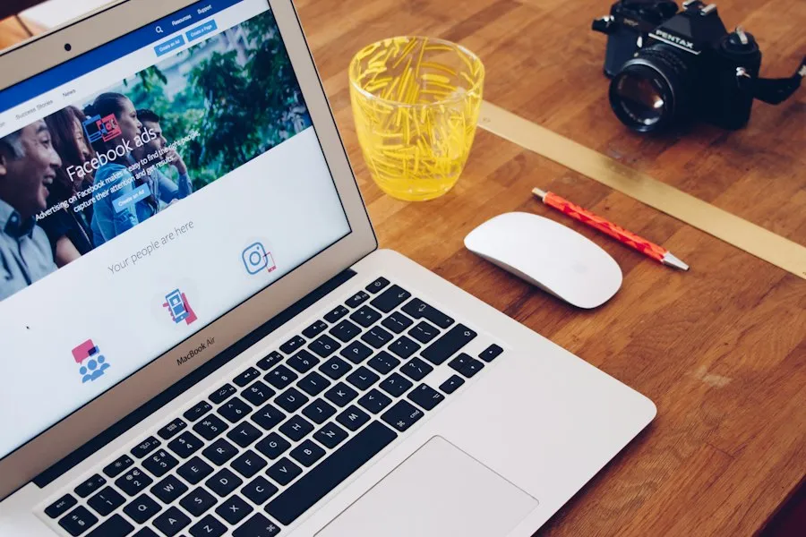 Photo online advertising guide